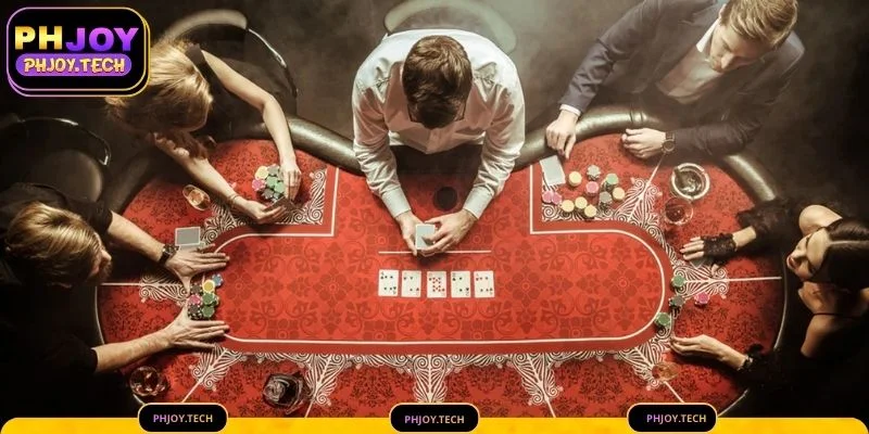 Ang Estruktura at Dinamika ng Casino Poker Tournaments